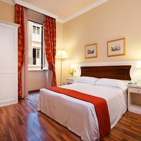 Residenza Domiziano Bed & Breakfast Rome Bagian luar foto
