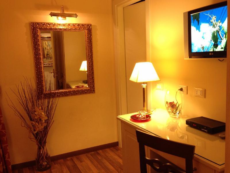Residenza Domiziano Bed & Breakfast Rome Bagian luar foto
